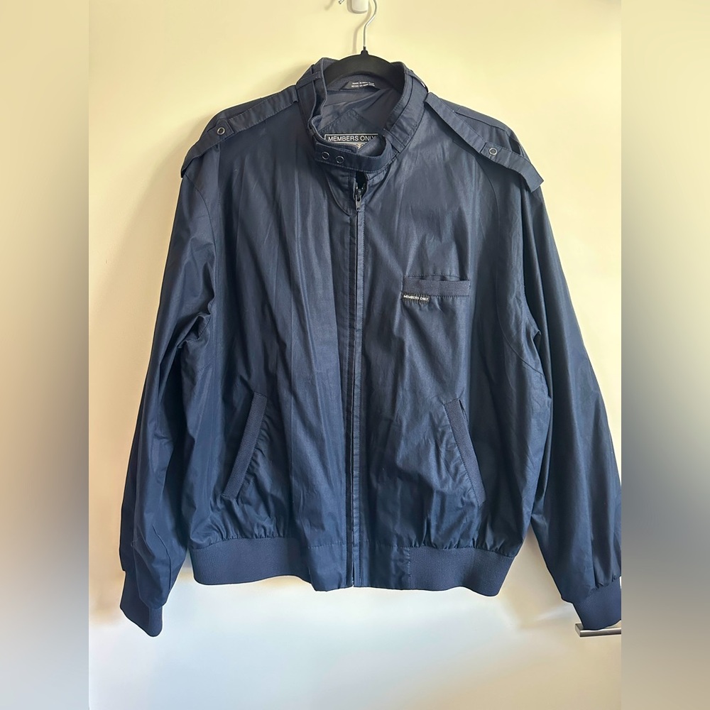 Vintage Navy Members Only Jacket size Large